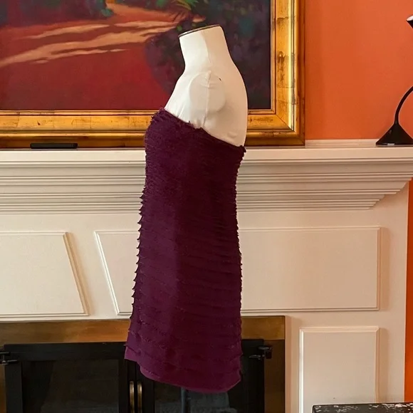 Alice + Olivia size medium strapless feather mini dress in magenta - Picture 5 of 11